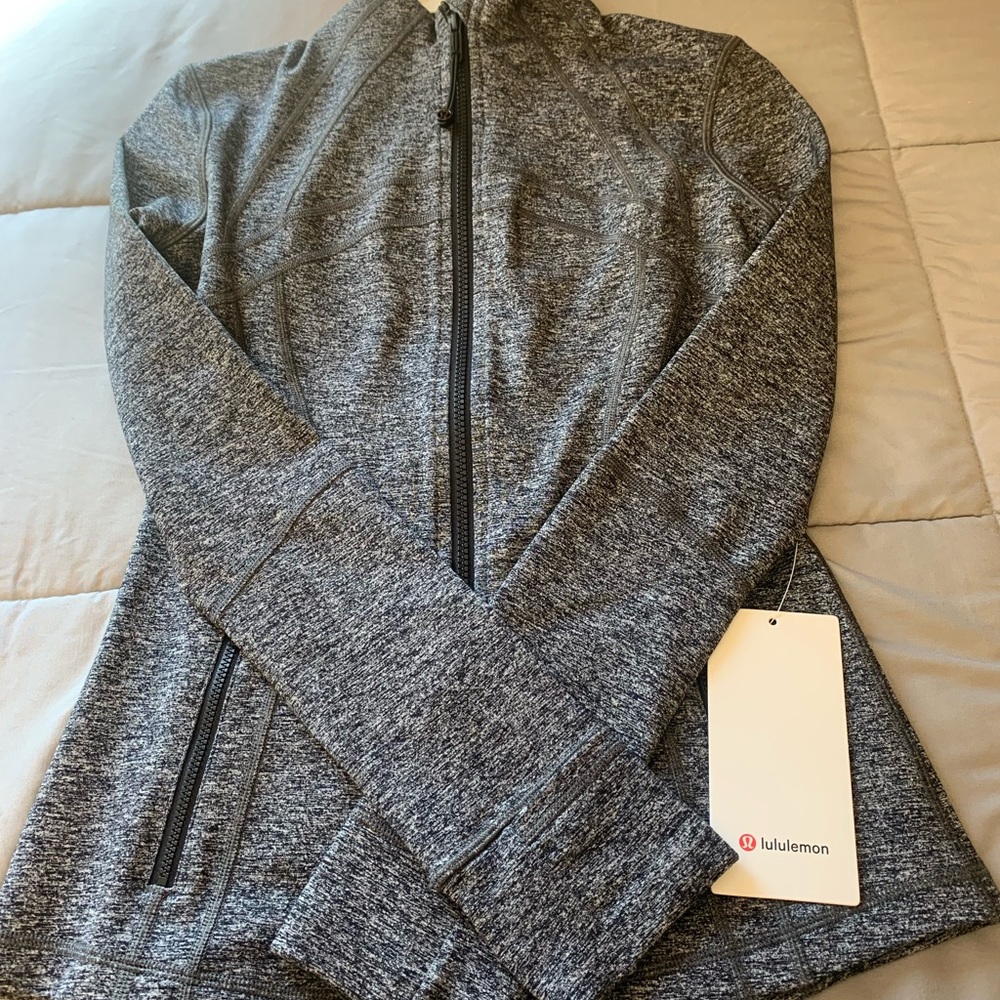 NWT LULULEMON ALIGN JACKET